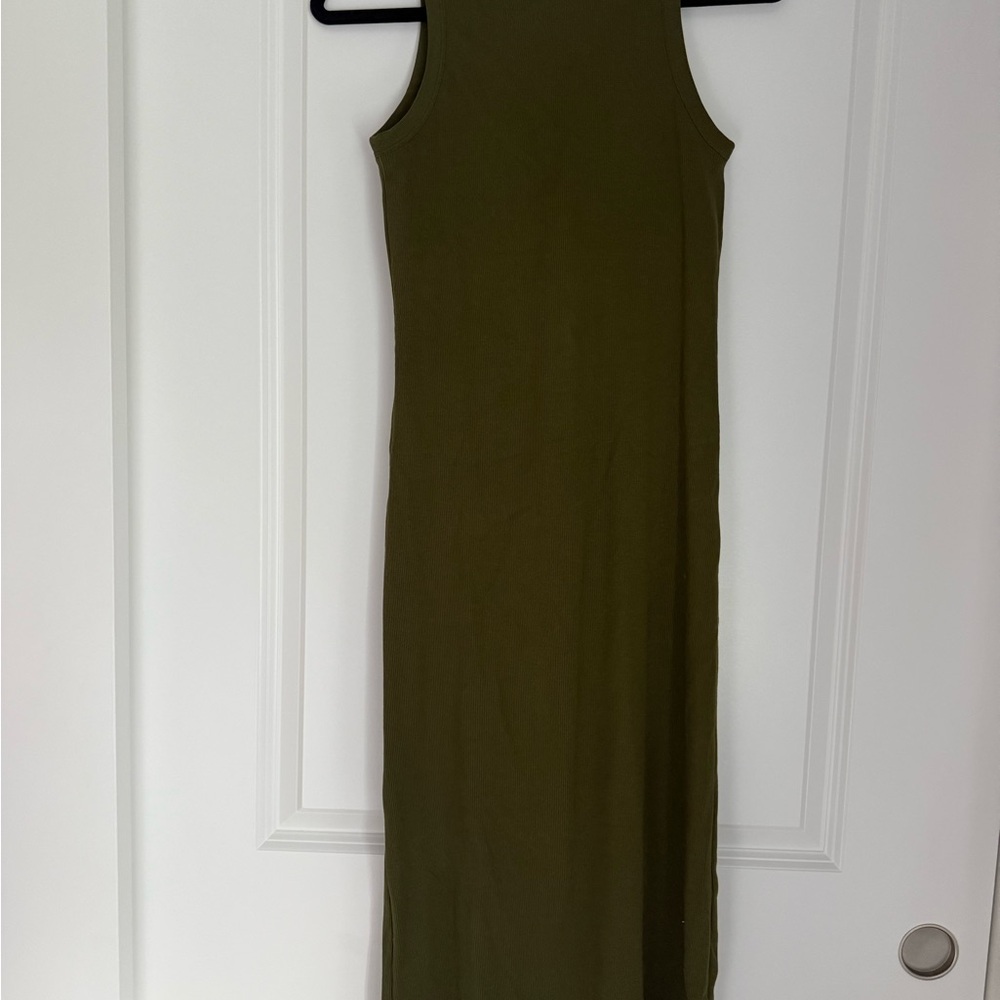 Olive Green Sleeveless Maxi Dress